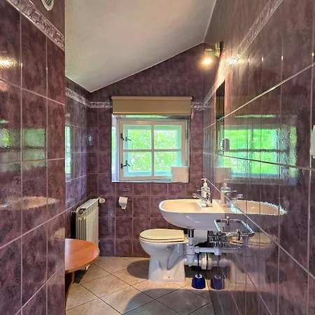 Bed & Breakfast Turystyczny Stara Gaweda *