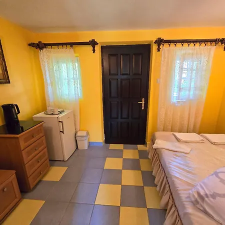 Turystyczny Stara Gaweda Bed & Breakfast Czechowka